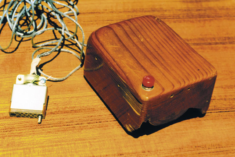02-first-computer-mouse