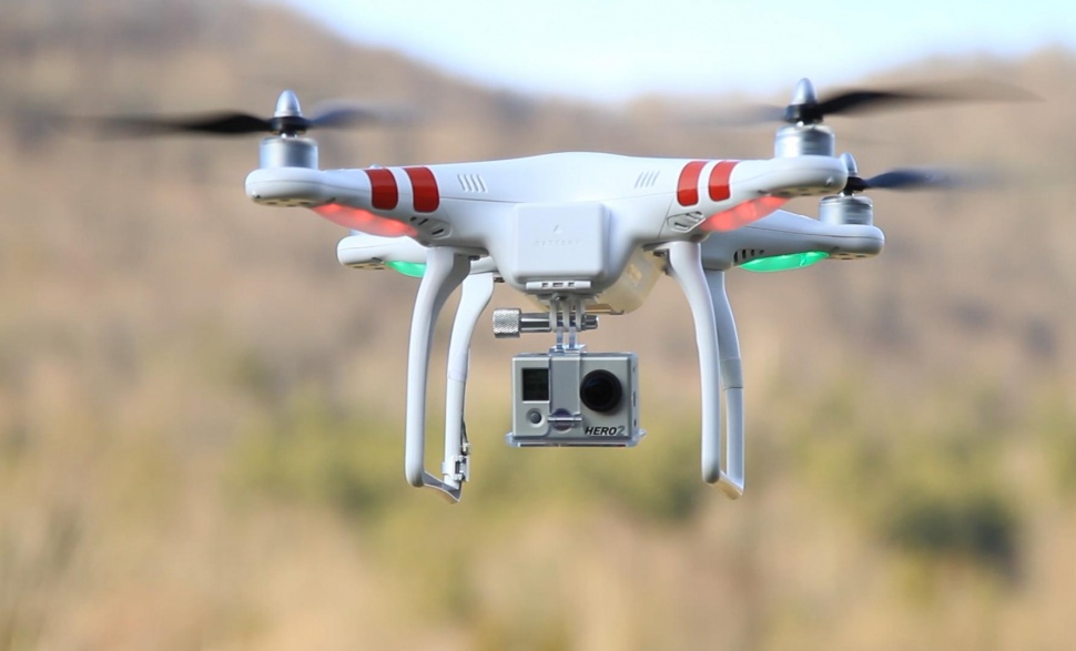 Hackers Created Drone that Can Steal All  the Data From Your Phone - Doorsanchar